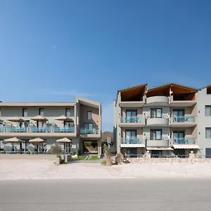 Hotel Vrahakia Sarti
